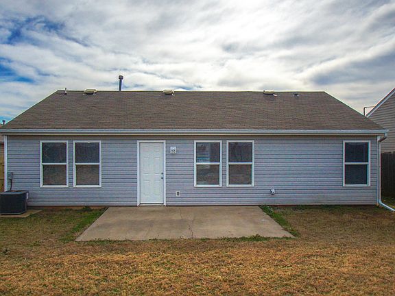 5th image of 10413 Aberdeen Dr