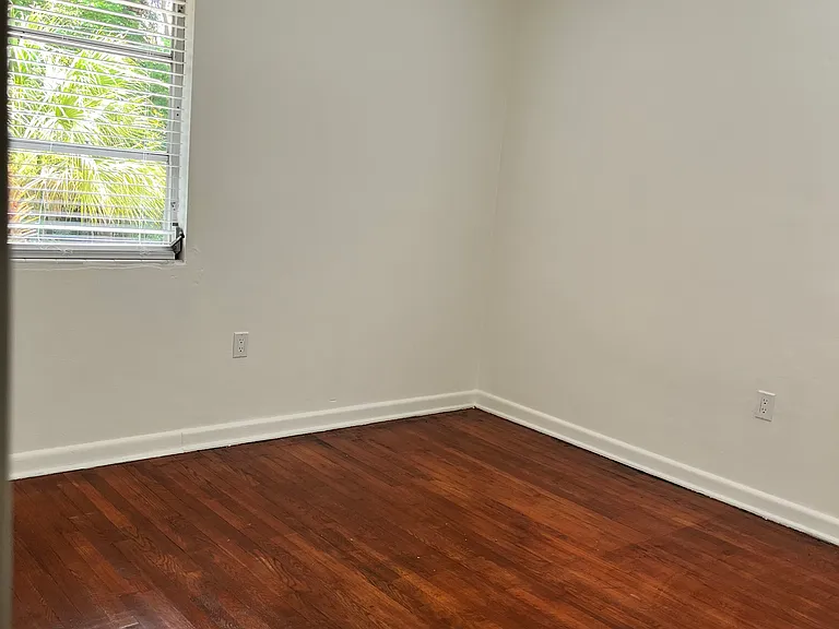 1317 Elizabeth Ave — Photo 23