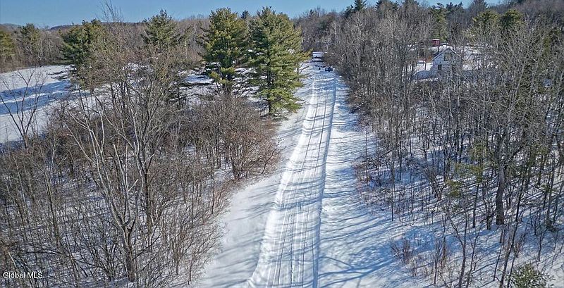 5th image of 1027 Township Road