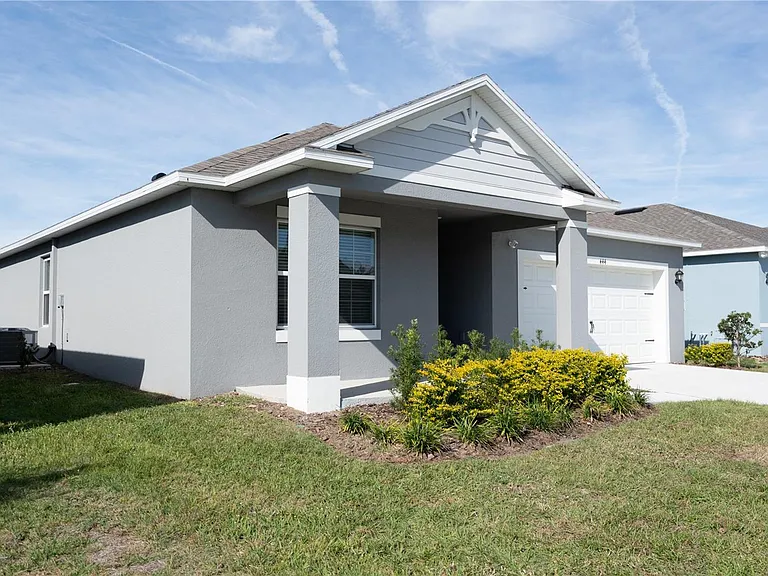 444 Taylor Groves Dr — Photo 3