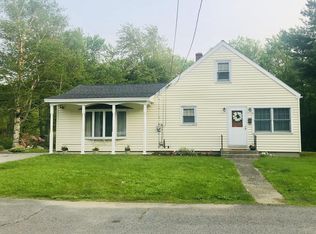4 Maple St, Leicester, MA 01524