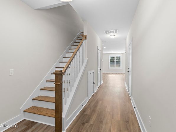 97 Aspen Road, Hampstead, NC 28443