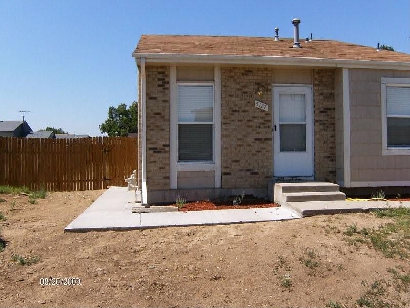 2nd image of 5127 Durham Ct
