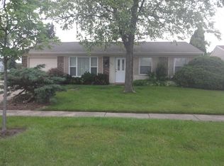 227 Jill Ln, Streamwood, IL 60107
