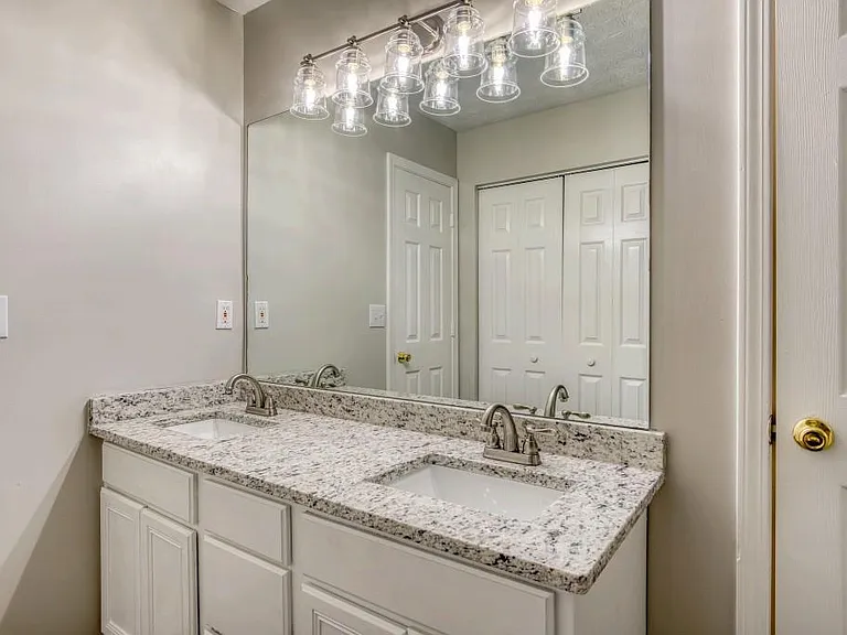 3036 Regal Park Ct — Photo 13