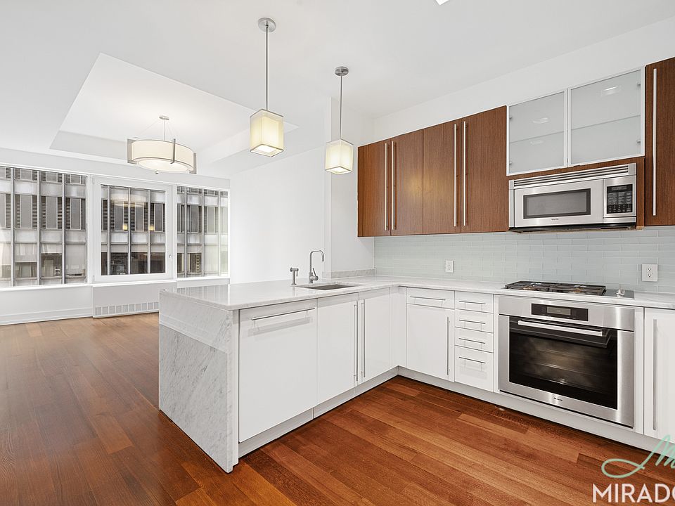 1st image of 2 Water St APT 8D