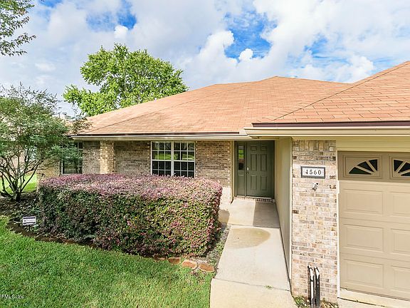 4th image of 4560 Pebble Brook Dr
