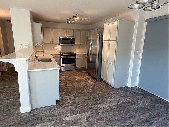 4th image of 35295 N Aubrac Cir