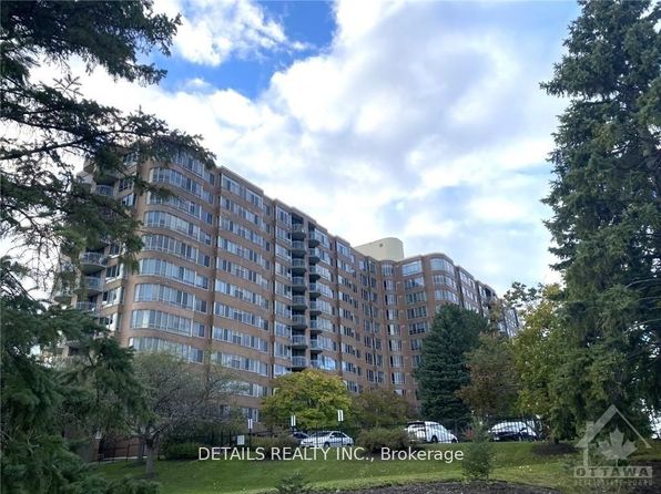 100 Grant Carman Dr W #709, Ottawa, ON K2E 8B8