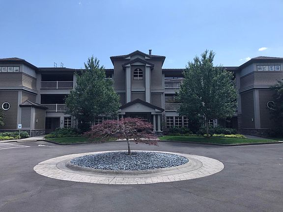 2nd image of 5525 SE Scenic Ln Unit 100