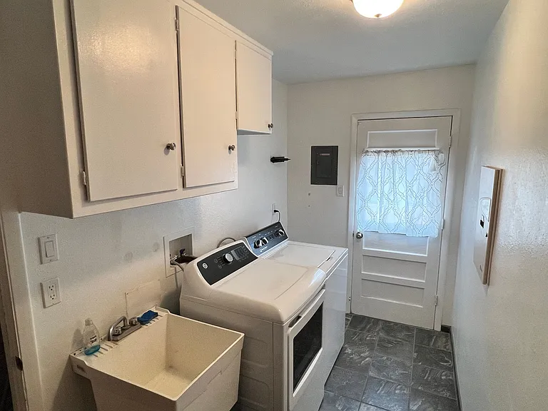 3604 Pitt St NE — Photo 25