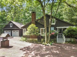 33 Cherokee Ln, Jim Thorpe, PA 18229