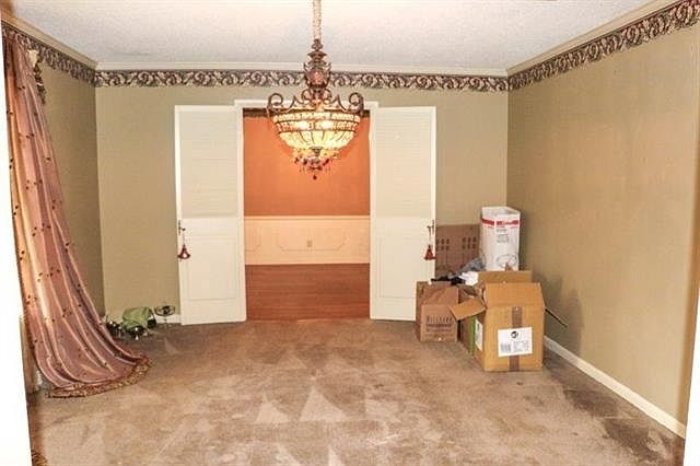 2nd image of 2208 Oliver Ave