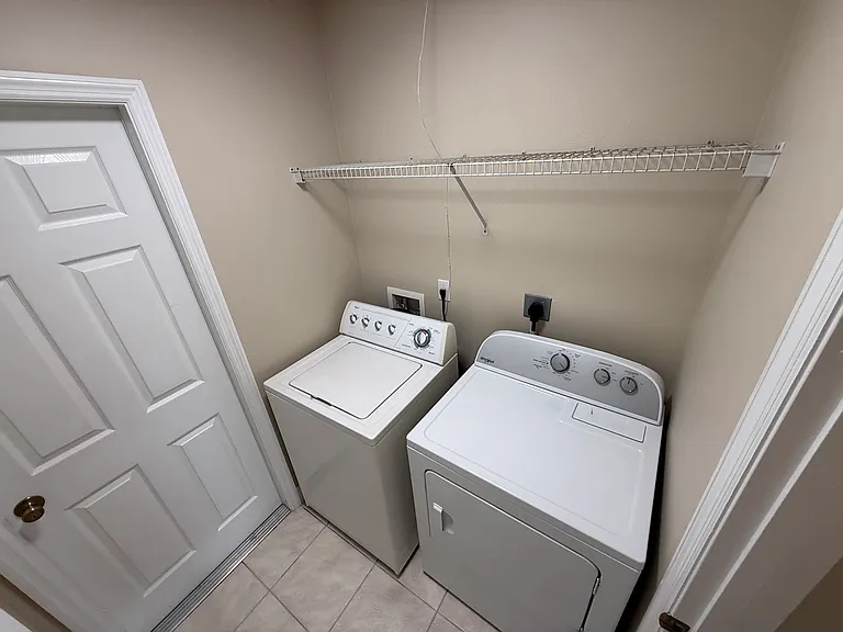 3561 SW San Benito St — Photo 20