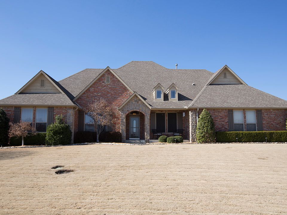 Sweeping views of 11th Fairway! Exceptional 1-level home w Pool in desirable Golf Community!