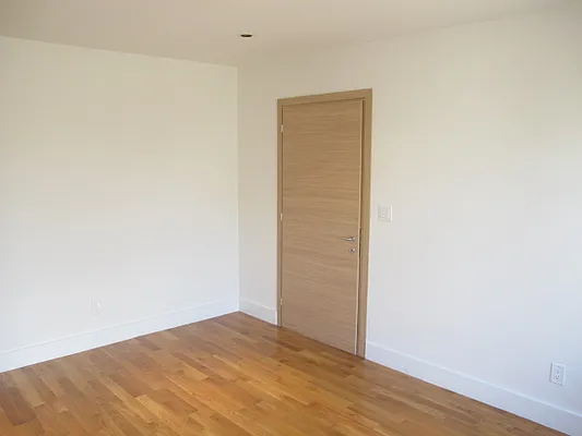 Rented by Residents Team | media 11