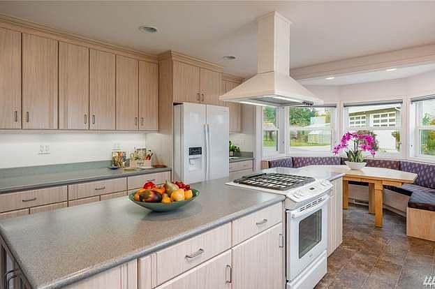 1st image of 697 W Olympic View Dr