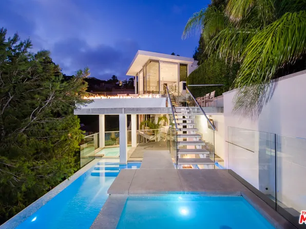 9274 Sierra Mar Dr, Los Angeles, CA 90069