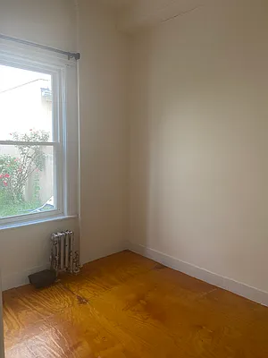 Rented by Argy Realty Inc | media 15