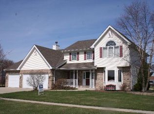 25630 Mohawk Ln, Channahon, IL 60410