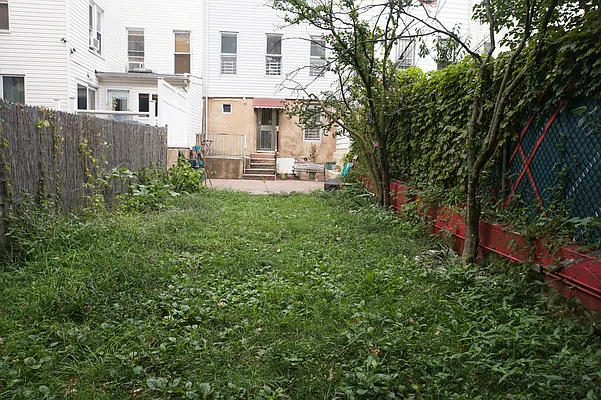 Rented by Citi Nest Group LLC | media 31