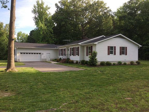 2nd image of 132 Wye River Dr