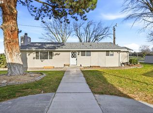 1322 NE Gillespie Ln, Hermiston, OR 97838