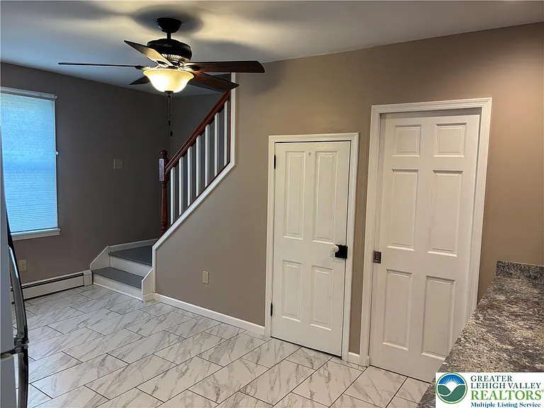 4414 Main St — Photo 9