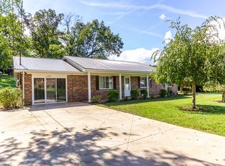 2209 Warren Dr, Morristown, TN 37814