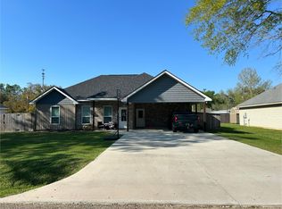20023 Davis Ln, Ponchatoula, LA 70454