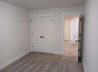 110 NE 3rd St #110, Fruitland, ID 83619