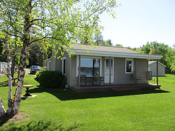 2nd image of 4525 N Lakeshore Dr #9