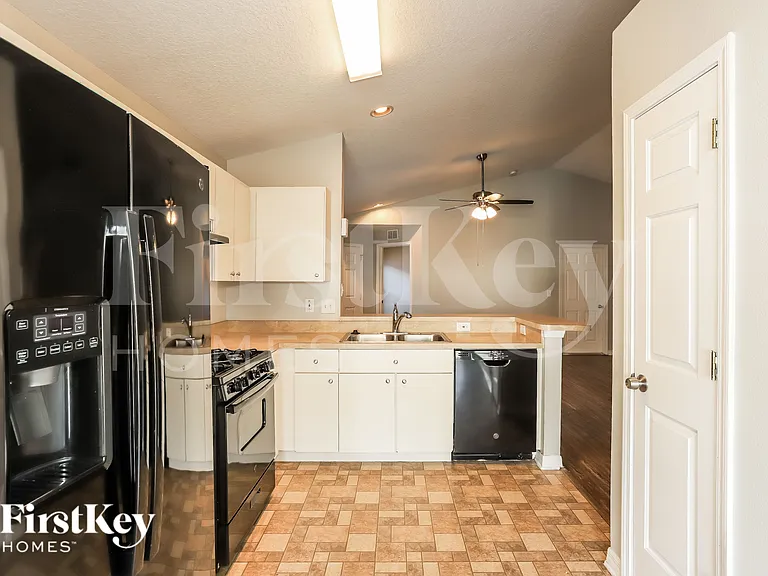 11133 Lakeside Vista Dr — Photo 7