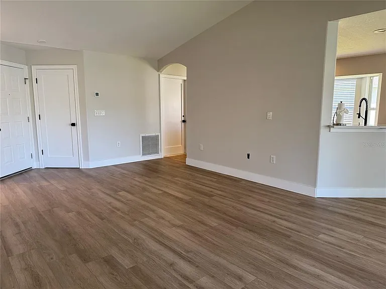 3709 62nd Ave E — Photo 25