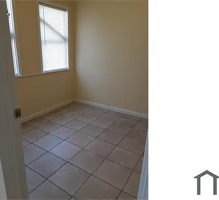 446 W 21st St — Photo 5