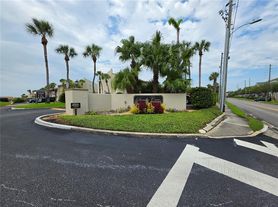 618 Orange Dr, Altamonte Springs, FL