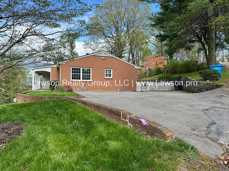 3074 Carolina Ave SW — Photo 8