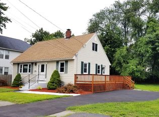 44 Royal St, Agawam, MA 01001