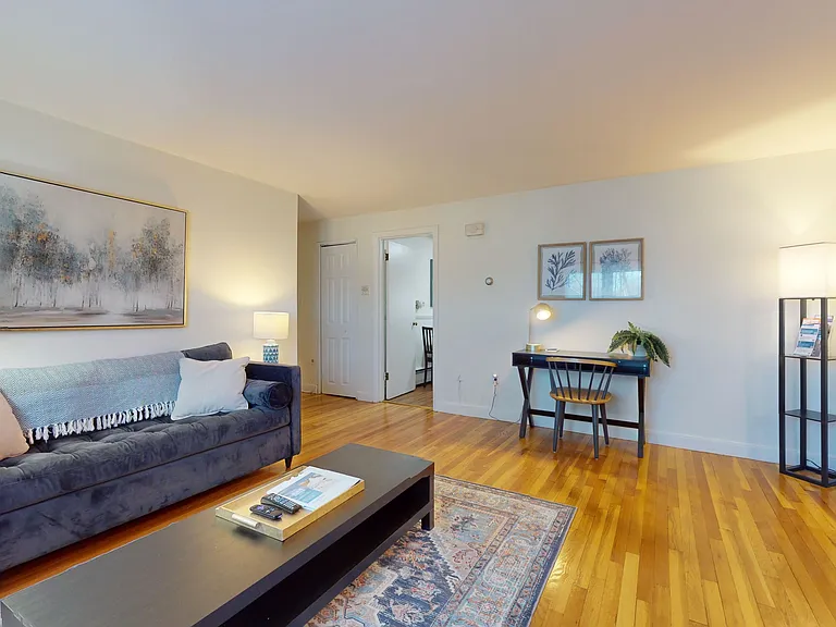 99 Chestnut St #5 — Photo 6