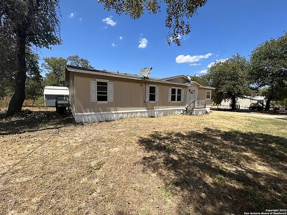 3rd image of 465 ASHFORD CIR