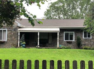 1018 W Roseville Rd, Lancaster, PA 17601