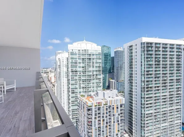 68 SE 6th St #2807, Miami, FL 33130
