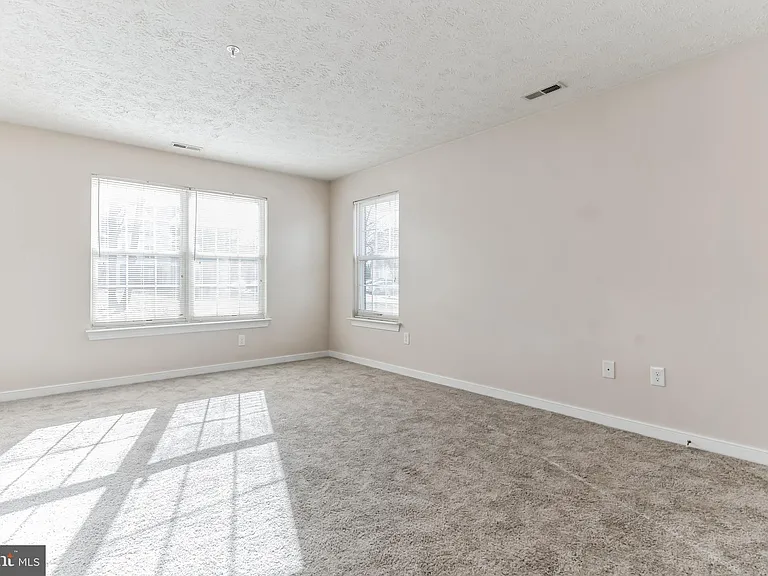 2405 Forest Edge Ct #103 — Photo 23