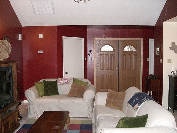 2nd image of 3411 Sam Houston Dr