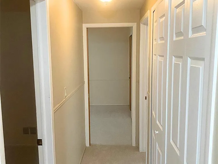 14147 Barbara St — Photo 5