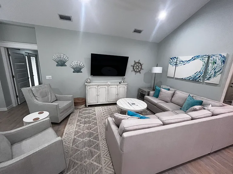 422 Le Grand Dr — Photo 12