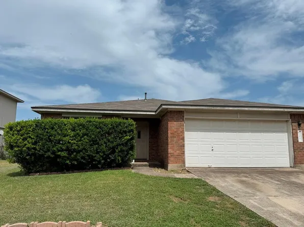 209 Katy B Ln, Bastrop, TX 78602