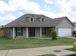 201 Eagles Nest Ln, Oxford, MS 38655