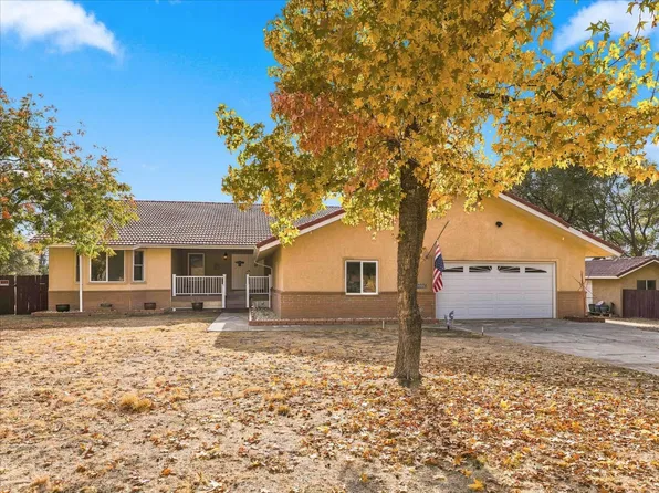 50374 Dovewood Ln, Oakhurst, CA 93644