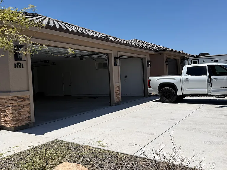 2194 E Hutch St — Photo 23